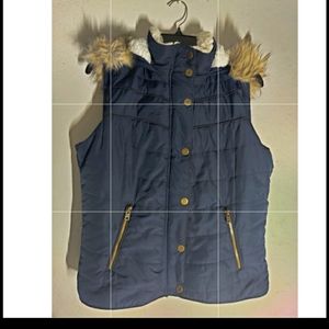 Aeropostale Navy pluffer jacket